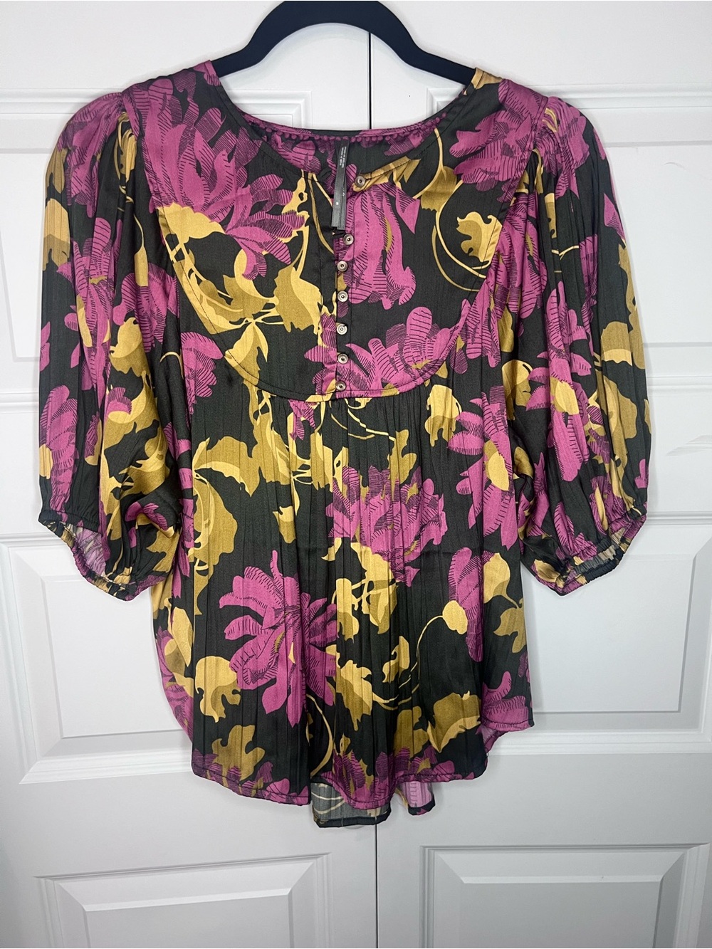 Anthropologie Floral Blouse | Size Medium | Magenta, Mustard & Black - Picture 4 of 7